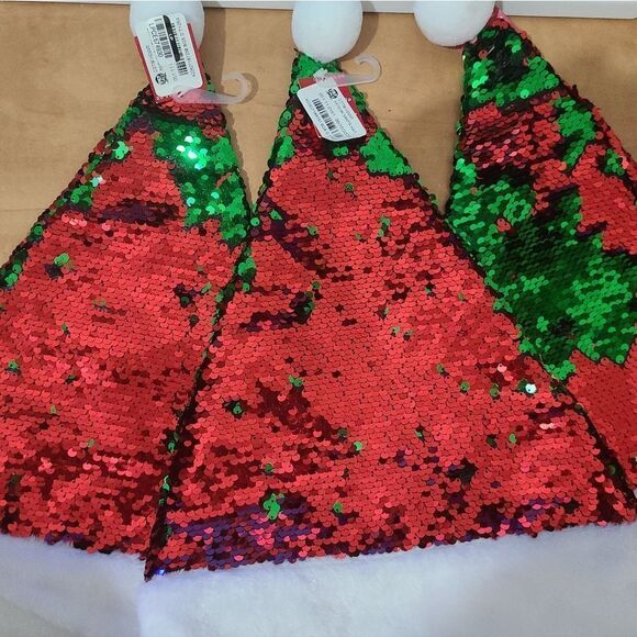 Lot of 3 sequin Christmas Hats New - Picture 1 of 2
